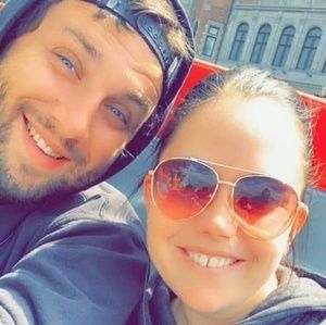 Meet your Posher, Maxime